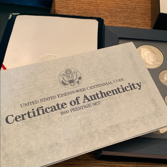 1990 US Mint Prestige coin collection box w plastic and velvet protective cover - Picture 6 of 16